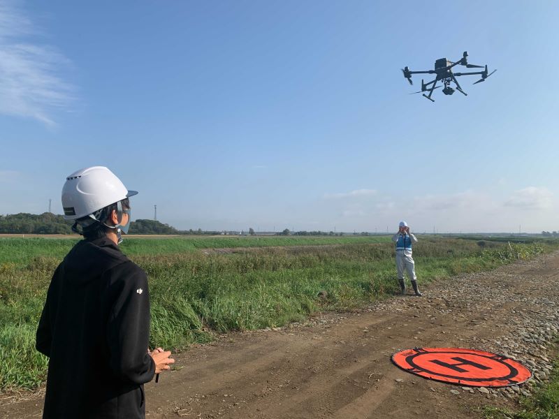 堤防の出来形UAV計測を行いました(M300RTK,P1)