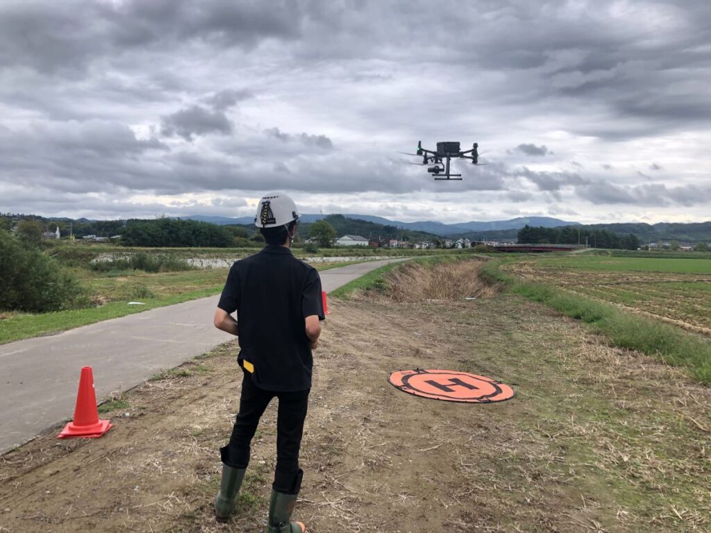 DJI M350RTK、P1を使用してドローン起工測量を行いました。