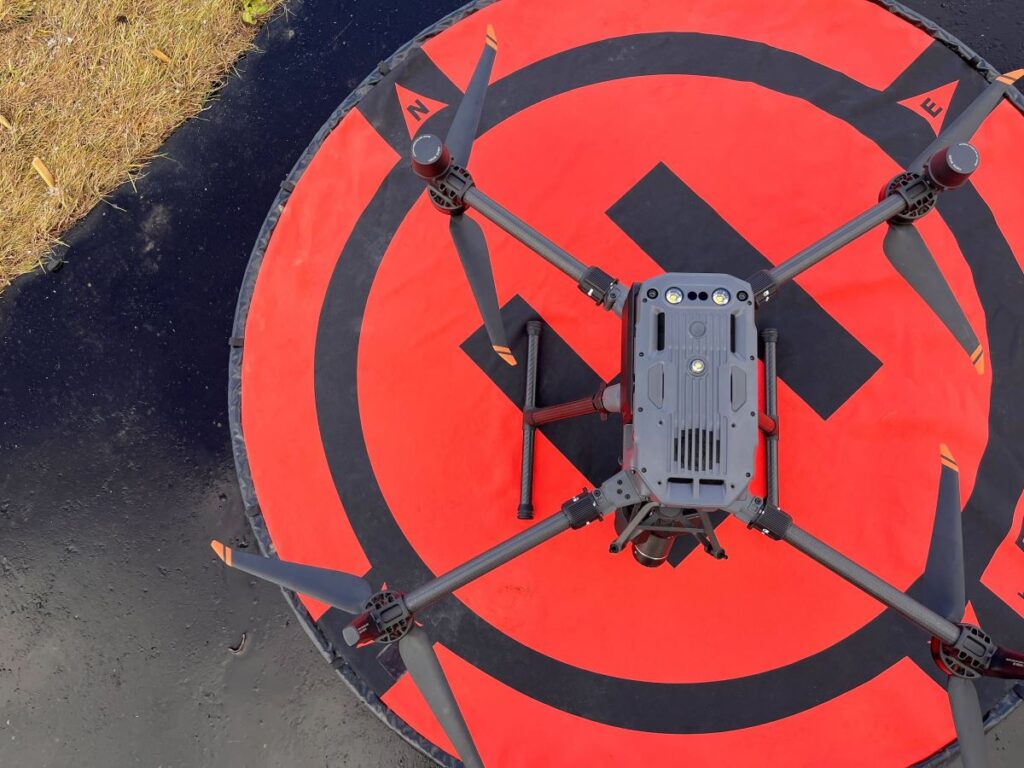 DJI M350RTK,P1を使用して出来型測量を行いました。