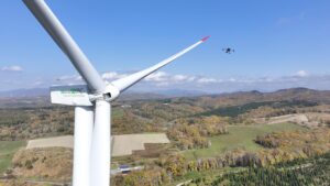 【石狩市】測量用RTK搭載ドローンによる風力発電の自動点検