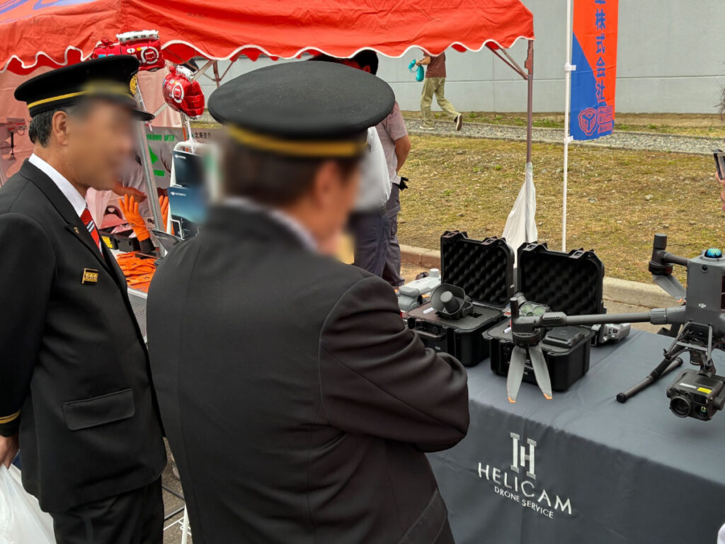 消防関係者ら約千人参加された第77回北海道消防大会にHELICAMも出展させていただきました!