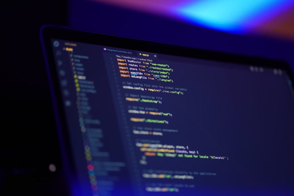 【2025年版】ドローンをプログラミングで動かすには?初心者からエンジニアまで徹底ガイド