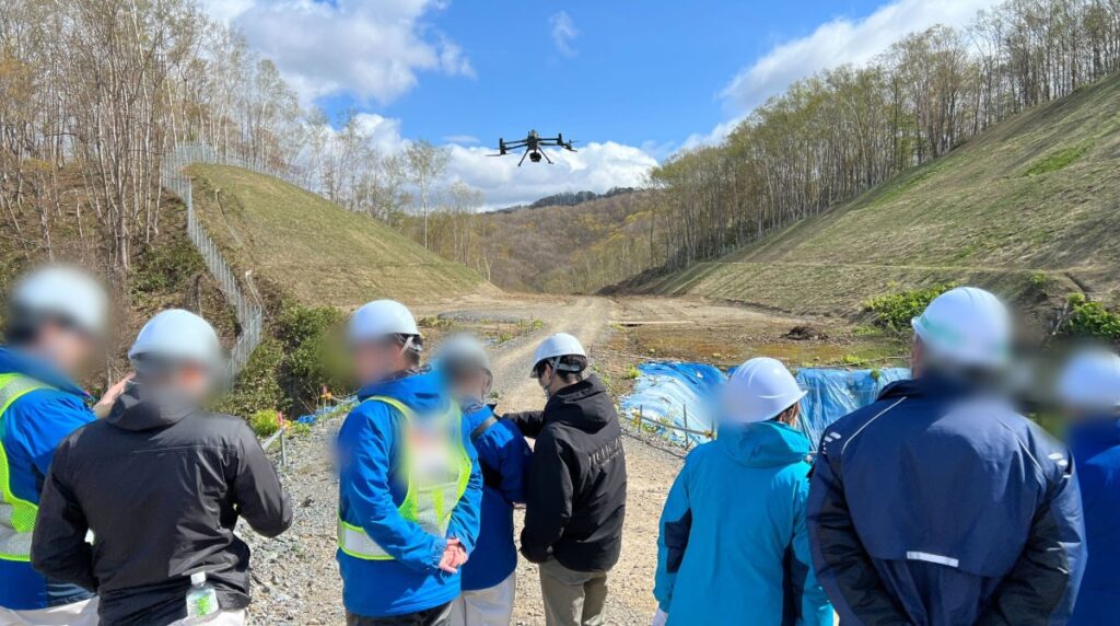 法人様に【DJI Matrice 400+DJI Zenmuse L3】 納品講習会を行いました。