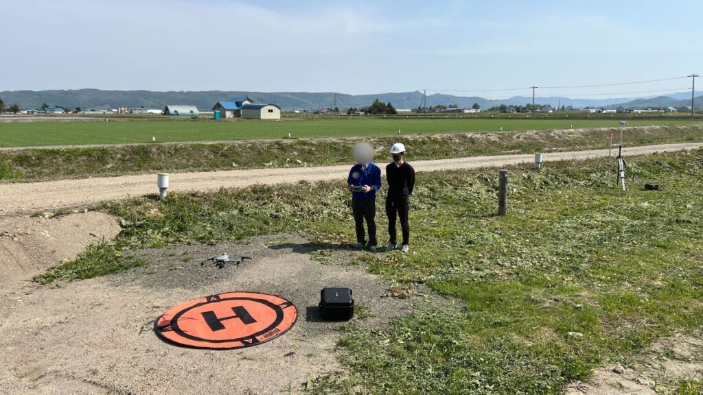 法人のお客様向けに、計測・空撮に強い産業用モデル【DJI Matrice 4E】の出張導入講習を行いました。